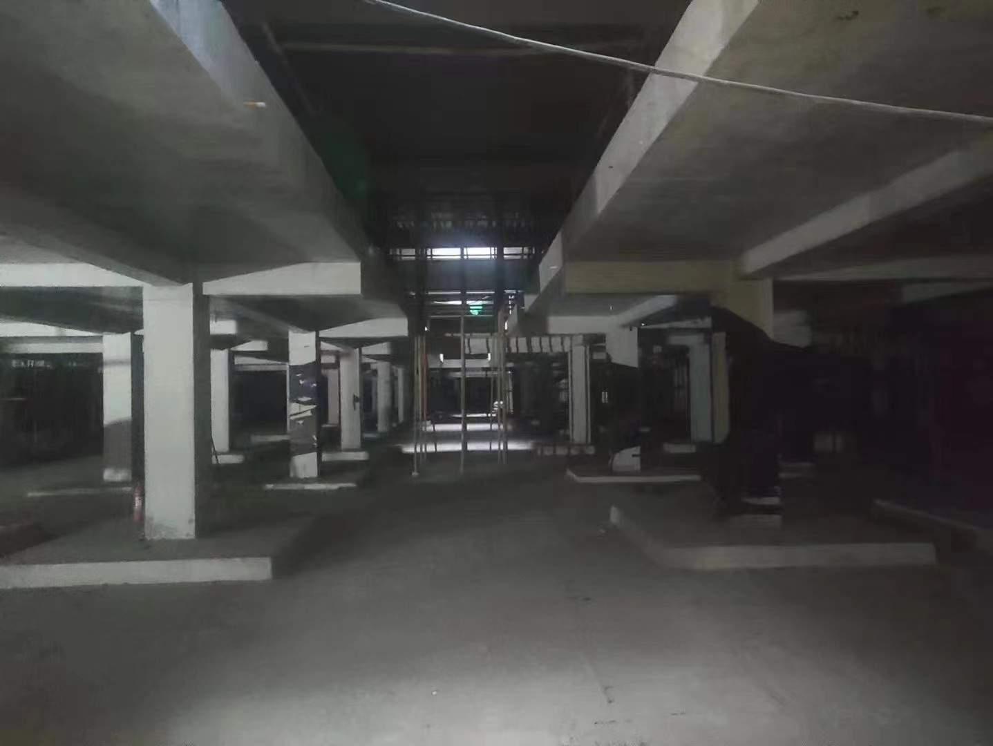 丰满山东又一个上海博普LOFT车库拔地而起